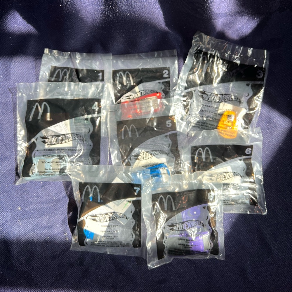 2004 McDonald’s Hot Wheels Full Set In Original Packaging!! All 8 Included!